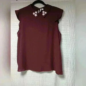 Elle Sleeveless  blouse. Ladies size L